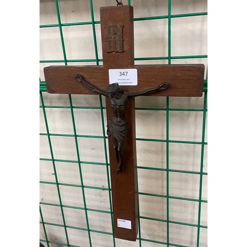 347 - An early 20th Century oak and copper crucifix