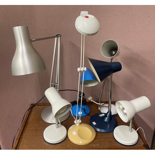 355 - An anglepoise desk lamp and five other lamps