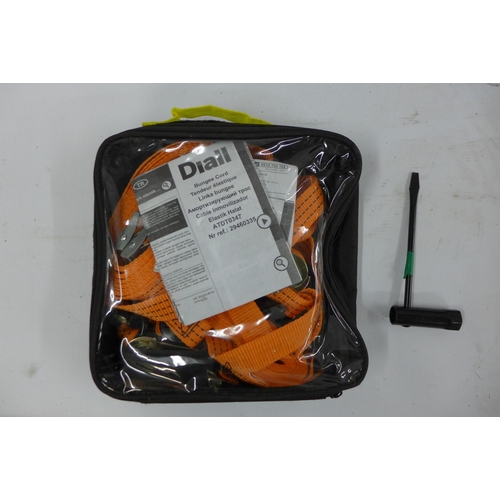 5172 - A Titan TTL759CHN petrol chainsaw with storage bag and a set of ratchet straps