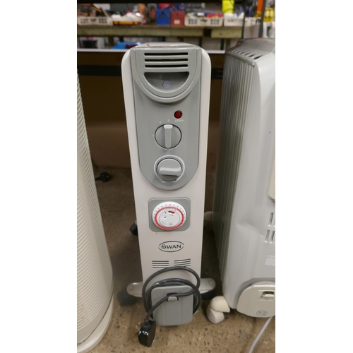 5254 - 3 electric heaters, a Swan SH1015 8 fin oil filled, a DeLonghi Dragon 3 and a Hayes fan heater