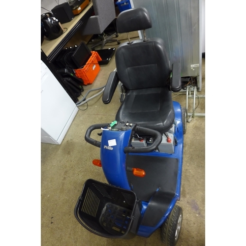 5140 - A Pride 4 Wheel mobility scooter with key - no charger *Police repossession