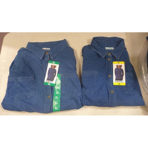 6268 - Quantity of 32 Degrees Cool women's denim blue shirts, various sizes (332-85008) *This lot is subjec... 