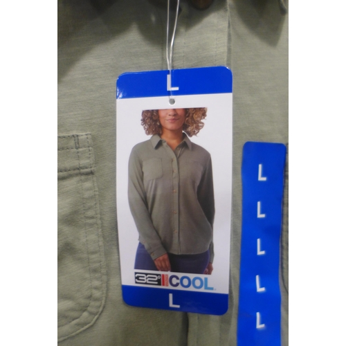 6323 - Quantity of 32 Degrees Cool women's khaki shirts, various sizes, mainly L & XL (332-85008) *This lot... 