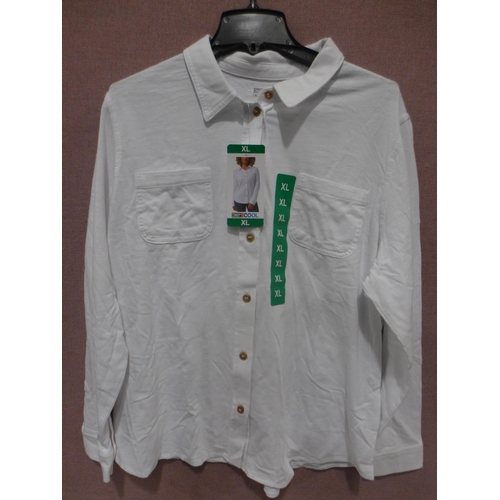 6324 - Quantity of 32 Degrees Cool women's long sleeve shirts in white, various sizes (332-85008) *This lot... 