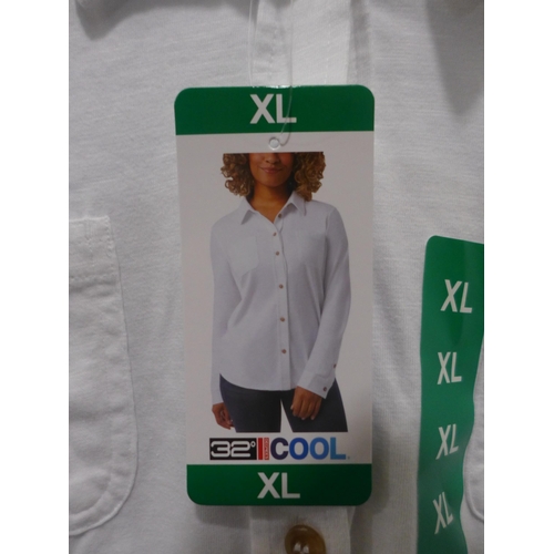 6324 - Quantity of 32 Degrees Cool women's long sleeve shirts in white, various sizes (332-85008) *This lot... 