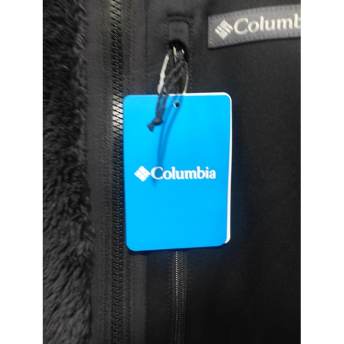 6328 - Columbia fleece jackets in black (size 2 x L, 1 x XL) (332-85005) *This lot is subject to Vat