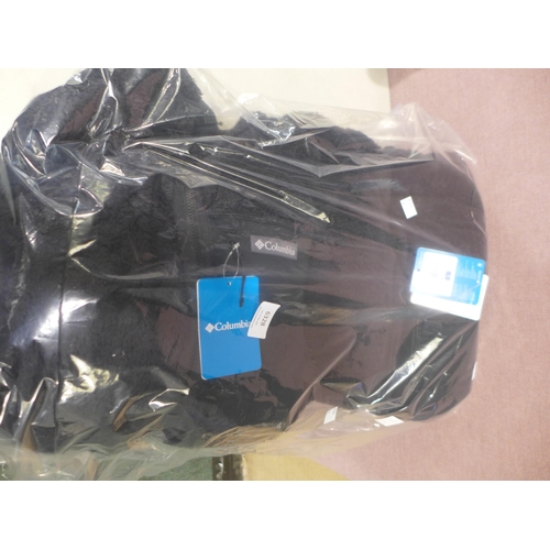 6328 - Columbia fleece jackets in black (size 2 x L, 1 x XL) (332-85005) *This lot is subject to Vat