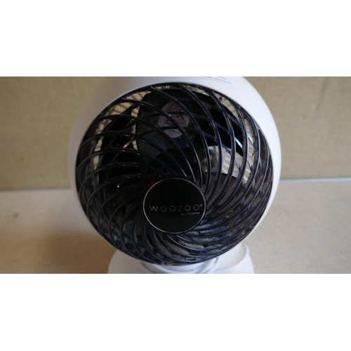 6020 - Iris Woozoo 5 Speed Fan with box (337-515) *This lot is subject to Vat