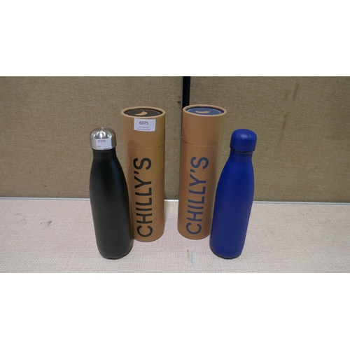 6075 - Two Chilly's 500Ml Bottles with boxes (Black and Blue) (337-359) *This lot is subject to Vat