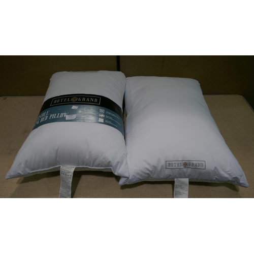 6309 - Hotel Grand Reversible Summer/Winter Pillows (337-208) *This lot is subject to Vat