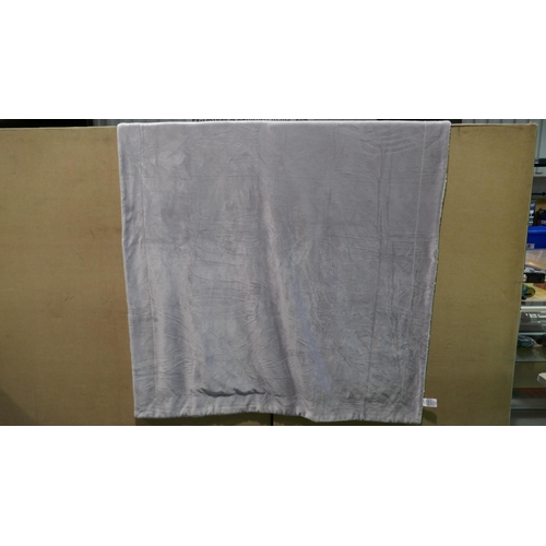 6316 - 3 x Mixed Plush fleece blankets (332-85008) *This lot is subject to Vat