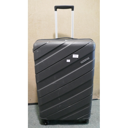 6203 - American Tourister Jetdriver Large Blck Hard Shell Luggage Case (337-377) *This lot is subject to Va... 