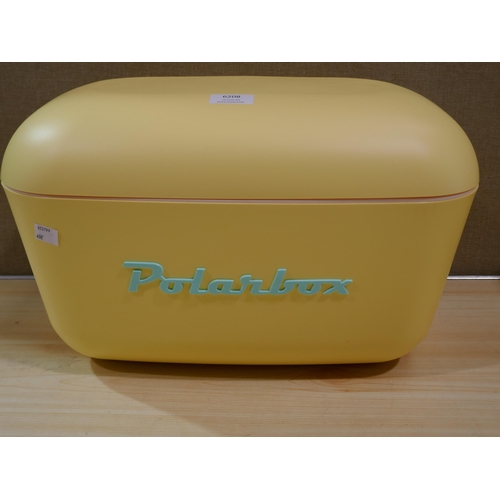 6208 - Polarbox Retro Cooler  (337-402) *This lot is subject to Vat