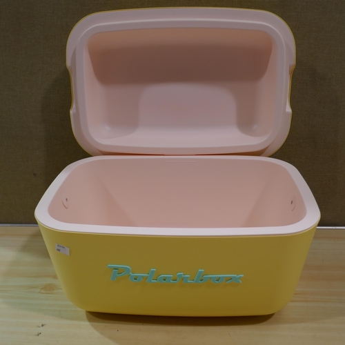 6208 - Polarbox Retro Cooler  (337-402) *This lot is subject to Vat