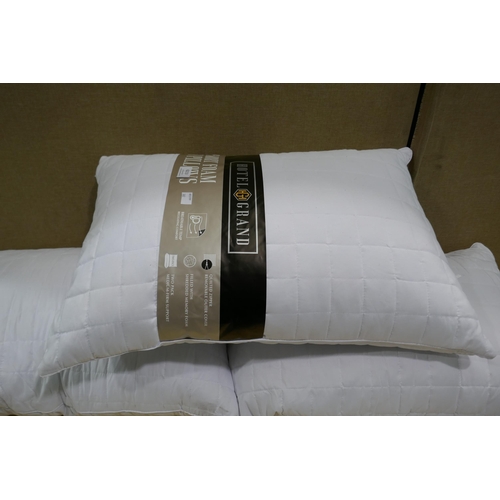 6213 - Three Hotel Grand Shredded Memory Foam Pillows (337-382) *This lot is subject to Vat