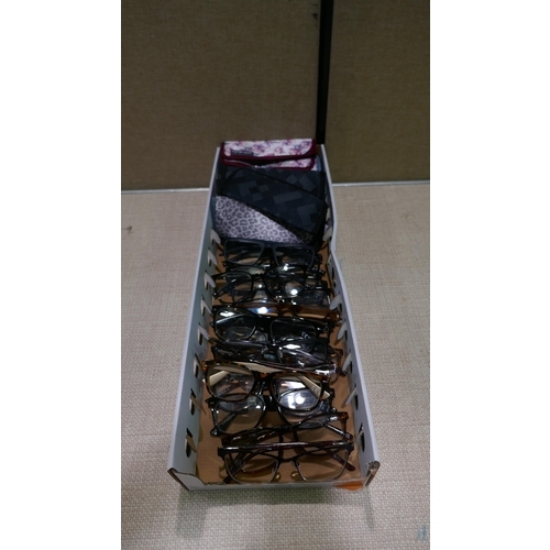 6073 - Large quantity of Ladies and Mens Fgx Glasses and Cases (337-79-88) *This lot is subject to Vat