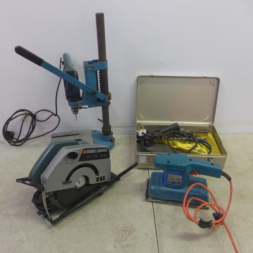 5015 - A quantity of power tools including a Black and Decker PL40 62mm circular saw, a Wolf pillar drill, ... 