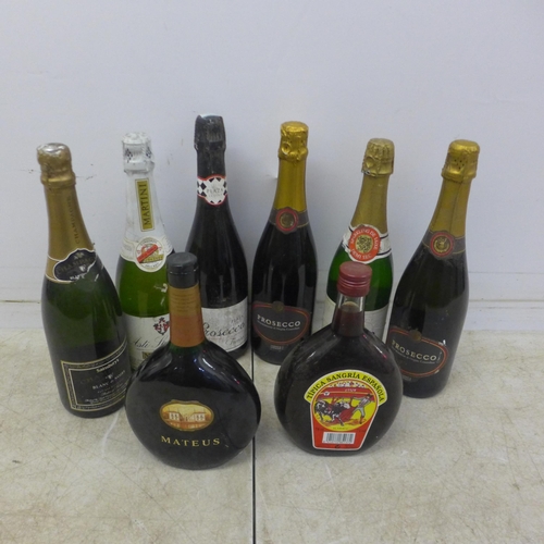 5051 - A box of assorted wine and spirits including Port, Croft Original, Vodka, sparkling wine