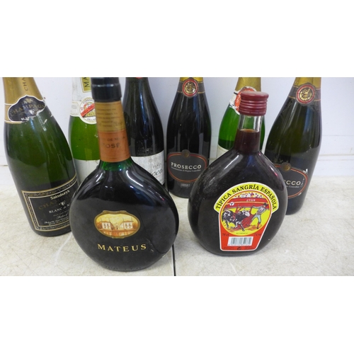 5051 - A box of assorted wine and spirits including Port, Croft Original, Vodka, sparkling wine