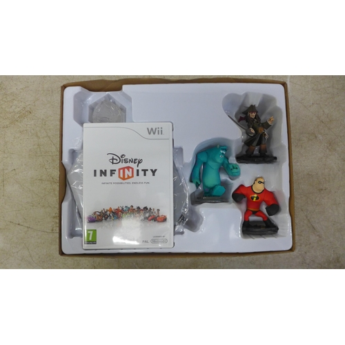 5068 - A Disney Infinity Nintendo Wii starter pack