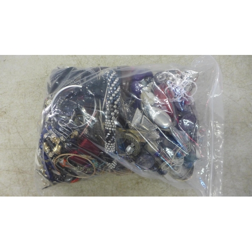 5084 - Two bags of costume jewellery