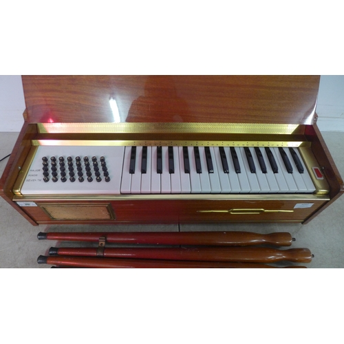 5092 - An Italian made J. Busilacchio electric harmonium