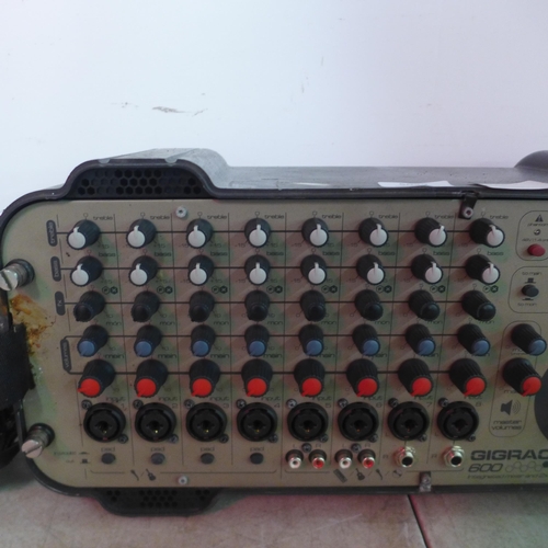 5099 - A Gigrac 600 integrated mixer and 2x300w amplifier