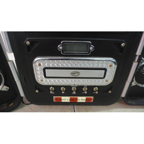 5104 - A Spirit of St Louis N-X-211 flight case stereo CD radio