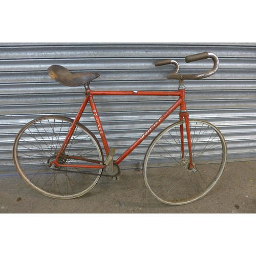 5145 - A vintage Rauer Walther German made track bike with leather wheels and steel frame