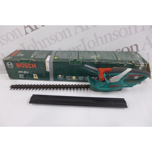 5165 - A Bosch AHS 48 LI electric hedge trimmer and a Bosch cordless ART26 Accutrim electric strimmer