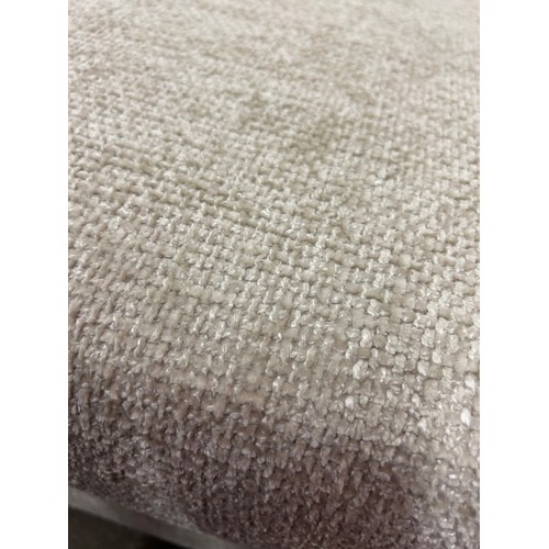 3141 - Oatmeal weave footstool