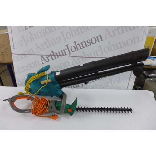 5171 - A Black and Decker GT370 electric hedge cutter and a Tesco 2500W BVO12013 electric leaf blower vac