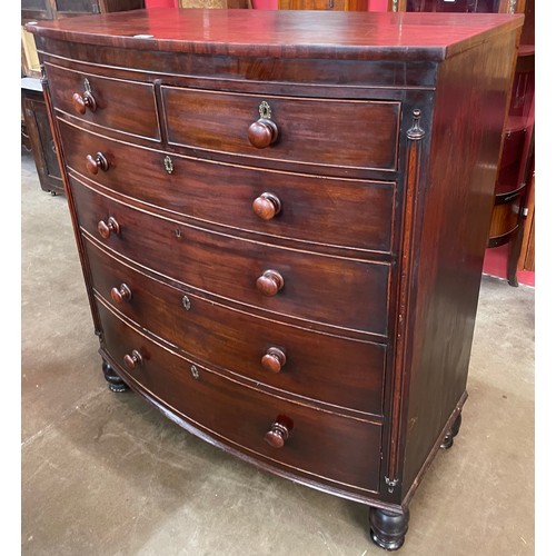 68 - A Regency mahogany bowfront chest of drawers