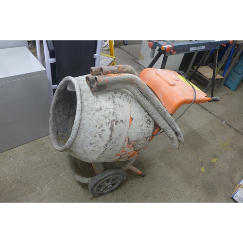 5203 - A Belle Minimix 150, 240V electric cement mixer