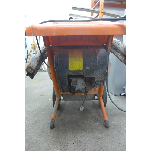 5203 - A Belle Minimix 150, 240V electric cement mixer