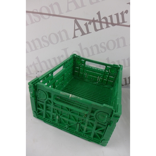 5262 - 10 green foldable stacking plastic trays 30x40cm