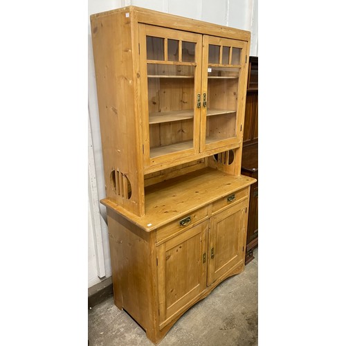 84 - A Victorian style pine dresser