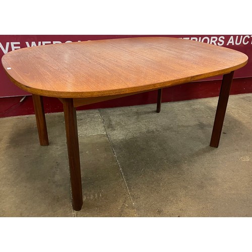 65D - A G-Plan Sierra teak extending dining table