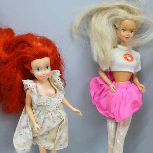 677 - Sindy Dream Ballet, Ken, Barbie and other vintage dolls