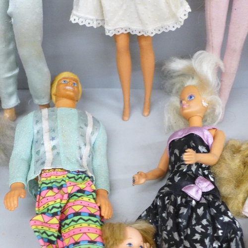 677 - Sindy Dream Ballet, Ken, Barbie and other vintage dolls