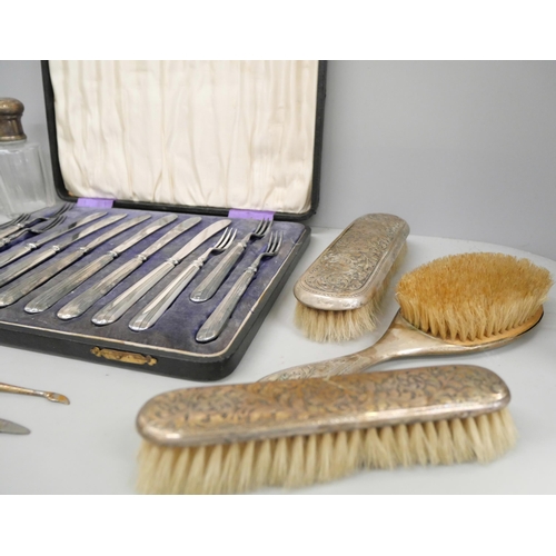 1054 - A cased set of pastry knives and forks and a dressing table set **PLEASE NOTE THIS LOT IS NOT ELIGIB... 