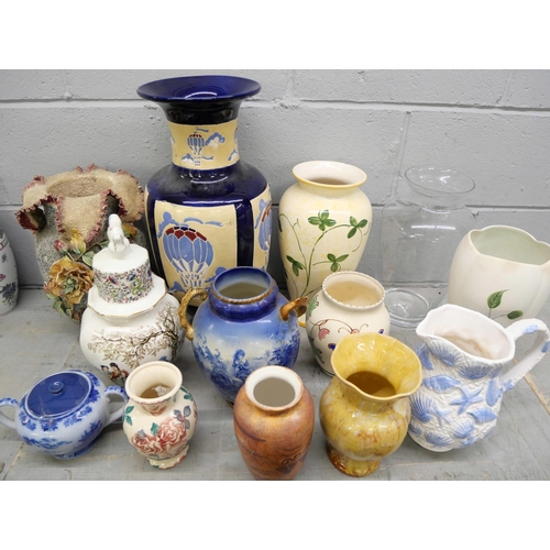 1080 - A collection of vases and jugs **PLEASE NOTE THIS LOT IS NOT ELIGIBLE FOR IN-HOUSE POSTING AND PACKI... 