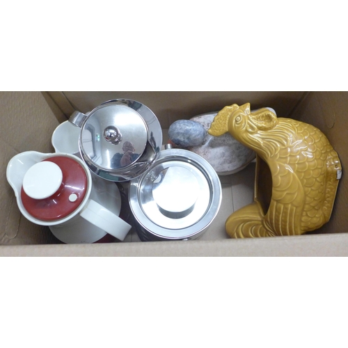 1092 - Five boxes of household china and glass and kitchenalia **PLEASE NOTE THIS LOT IS NOT ELIGIBLE FOR I... 