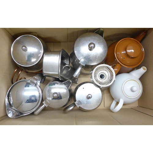 1092 - Five boxes of household china and glass and kitchenalia **PLEASE NOTE THIS LOT IS NOT ELIGIBLE FOR I... 