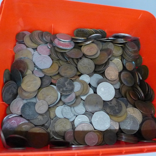 717 - A tub of Great Britain coins