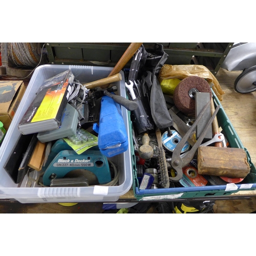 5298 - 2 trays of assorted tools including grinding discs, wire disc brushes, hammers, mallets, spanners, s... 