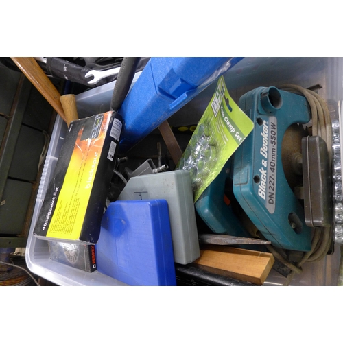 5298 - 2 trays of assorted tools including grinding discs, wire disc brushes, hammers, mallets, spanners, s... 