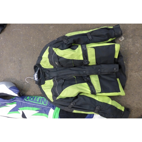 5330 - A quantity of motorcycle clothing including two crash helmets, a pair of boots, tank bag, Nitro leat... 