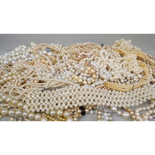 769 - Pearl necklets and bracelets