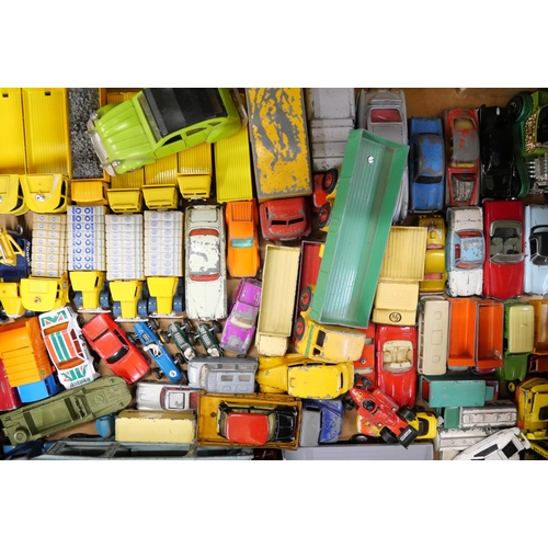 801 - A collection of loose die-cast model vehicles including Dinky, Corgi, etc.